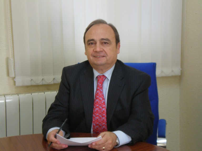 Luis Navarro