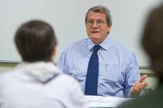 Paco Grau. Docente del curso hablar en p�blico con eficacia