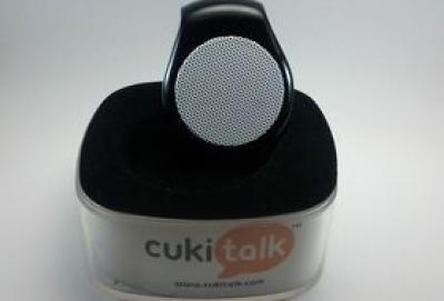 Cukitalk, un 'gadget' valenciano para traducir conversaciones a tiempo real                                         
 
    