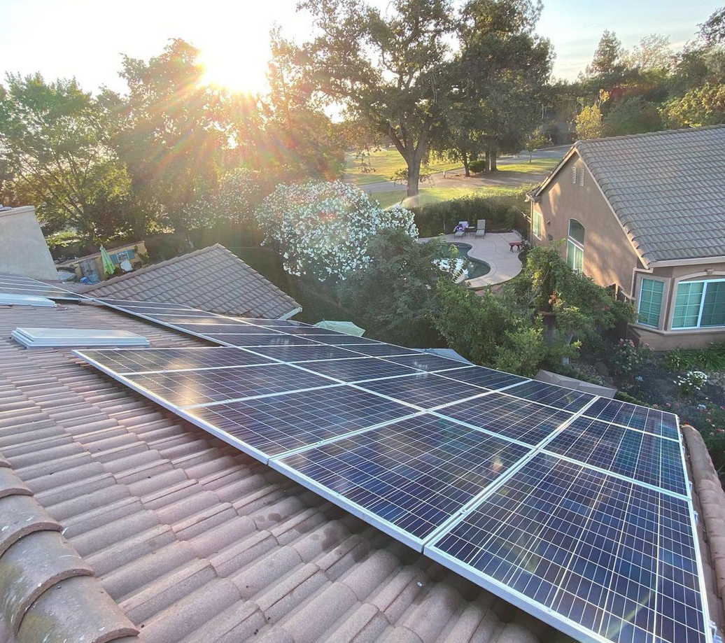 Instalaci�n de placas solares comunidad de vecinos y propietarios en Madrid