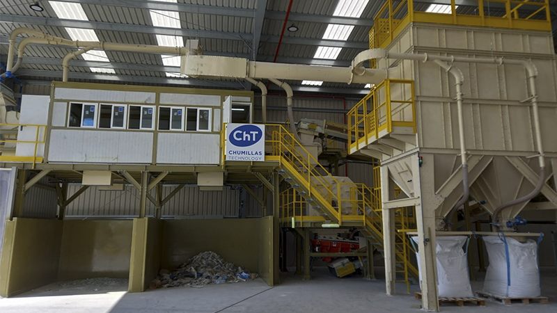 CHUMILLAS TECHNOLOGY aporta su tecnología al sector del reciclaje con la instalación de una planta de molturación y clasificación
