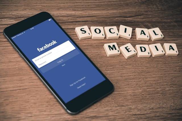 C�mo borrar la cach� de Facebook en iPhone/Android/PC con Windows