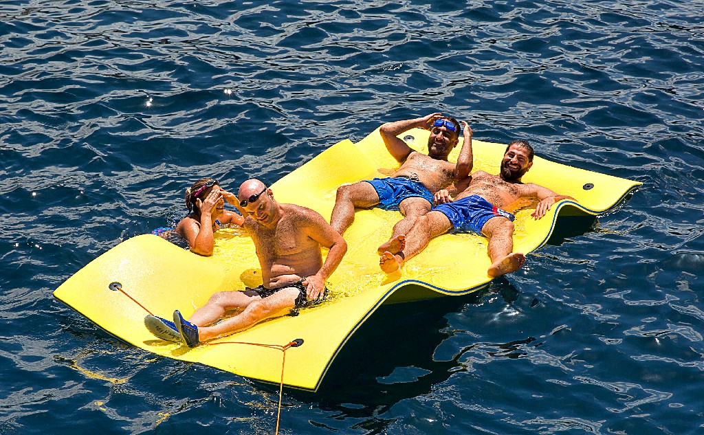 Float Your Boat Ibiza - Beach Cruises
