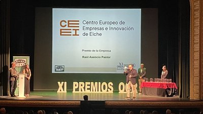 CEEI Elche entrega el premio Empresa al pastelero Raúl Asencio en los XI Premios Onda Cero Elche - Comarcas del Vinalopó