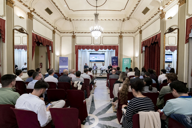 El Real Casino Antiguo acogió la jornada de inversores y startups