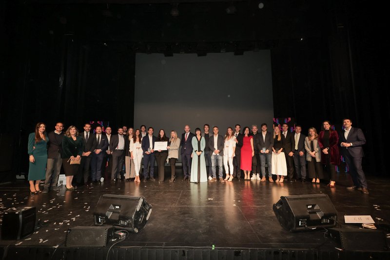 Joaquín Costa, CEO de Grupo Casfid, ha sido reconocido como el Joven Empresario del Año en los Premios AJEV 2024