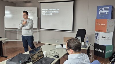 Los agentes aprenden NotebookLM y Relay en el tercer Ciclo de IA organizado por CEEI Valencia