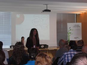 Presentaci�n de la jornada, Edurne Zubiria t�cnico de ceei castell�n