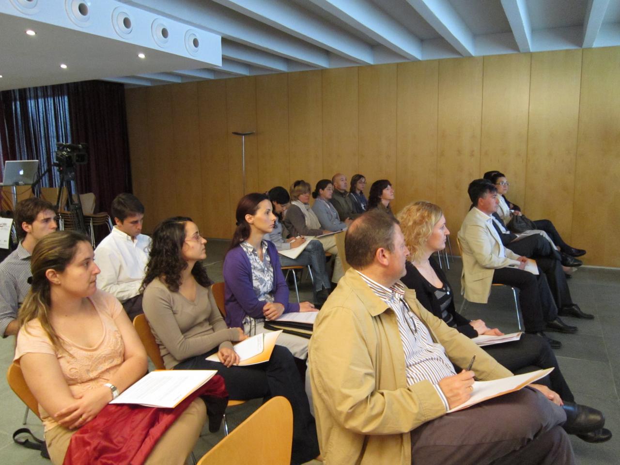 Asistentes a la jornada de deducción fiscal en proyectos de I+D+i