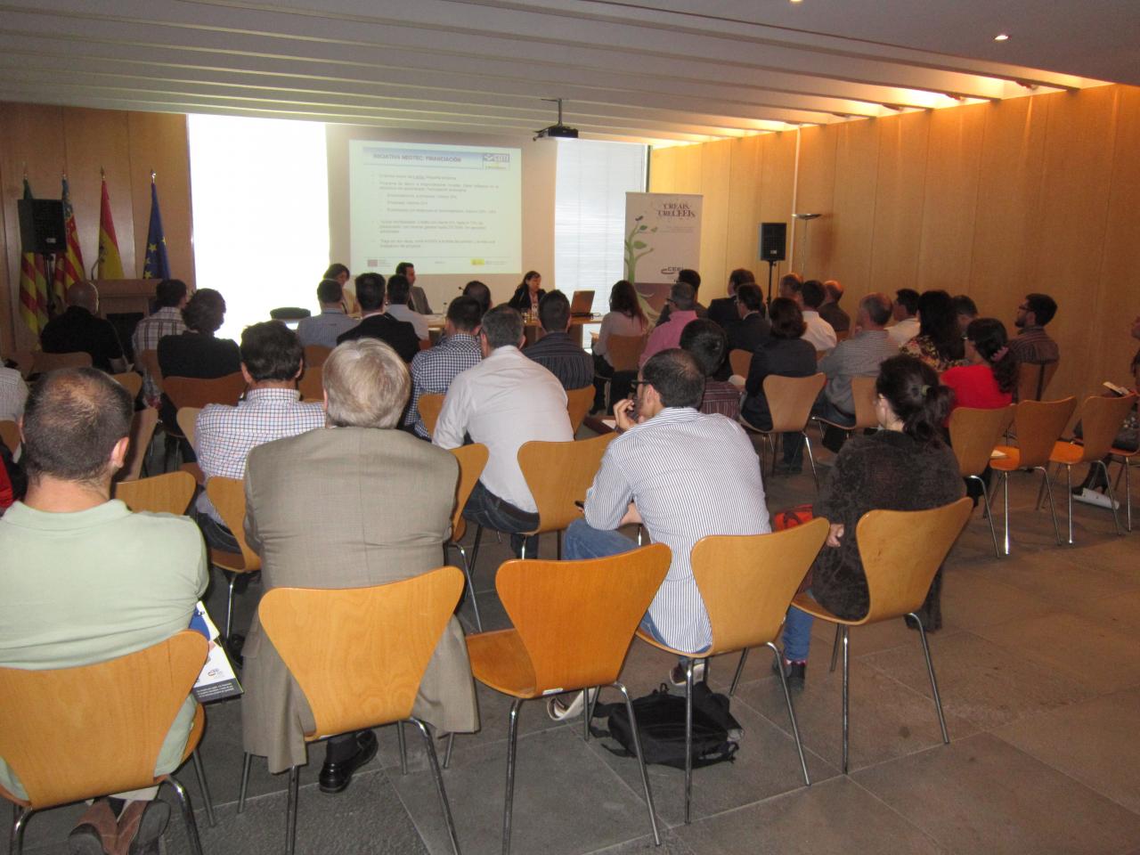 Asistentes al foro de financiaci�n para la innovaci�n