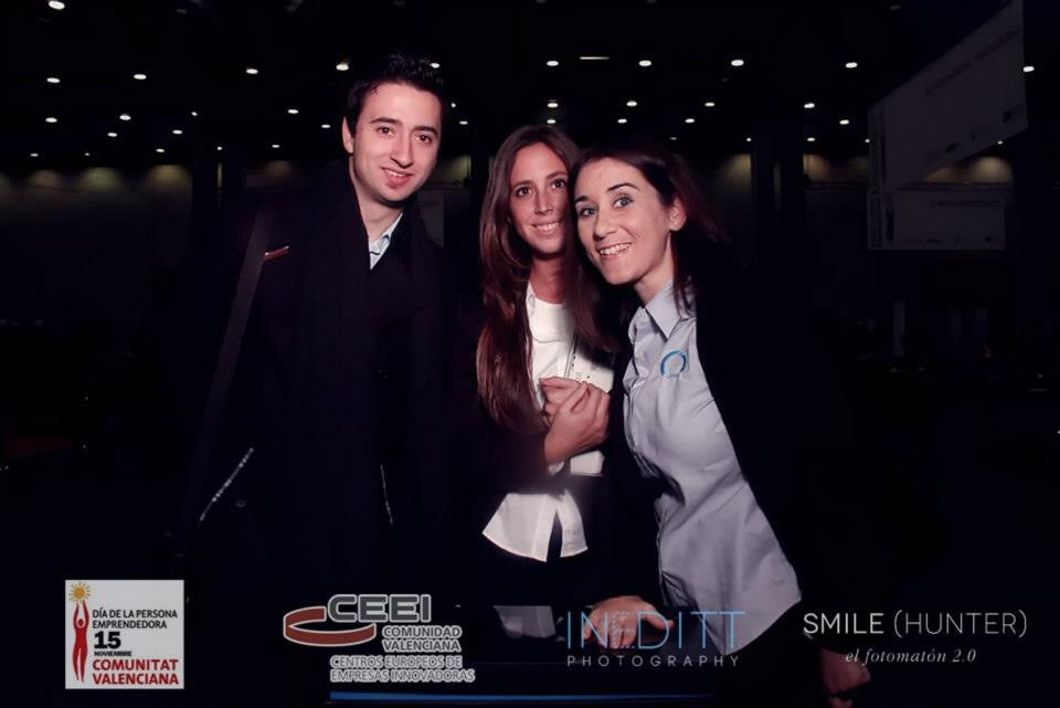 Smile hunter