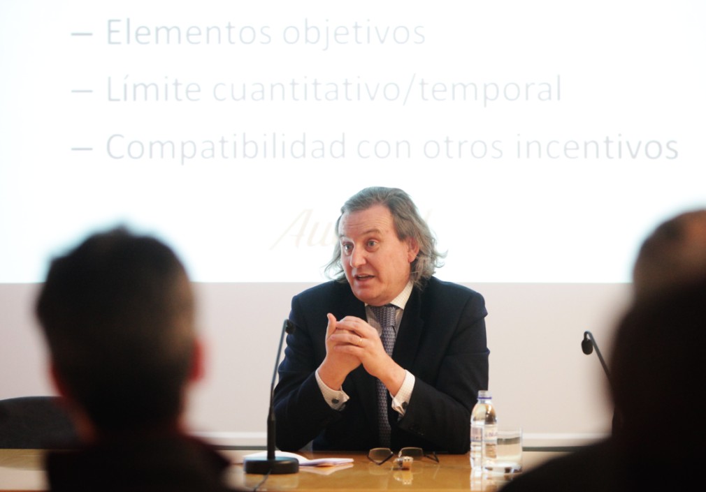 Carlos Fernández. Jornada “ I+D+i=S : Patent Box y deducciones fiscales para empresas innovadoras ”