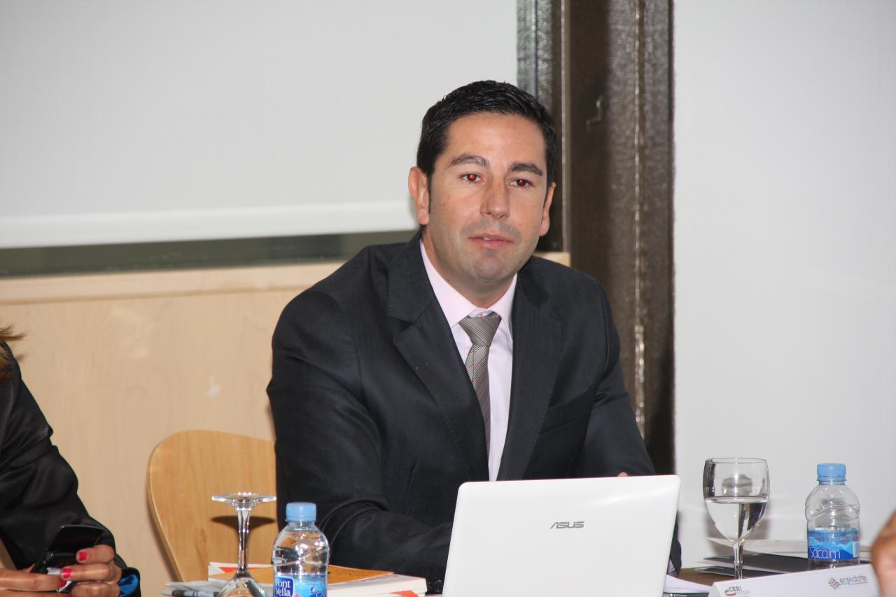 Enrédate Castellón 2012- Taller 4: "Renovación de sectores tradicionales y maduros"