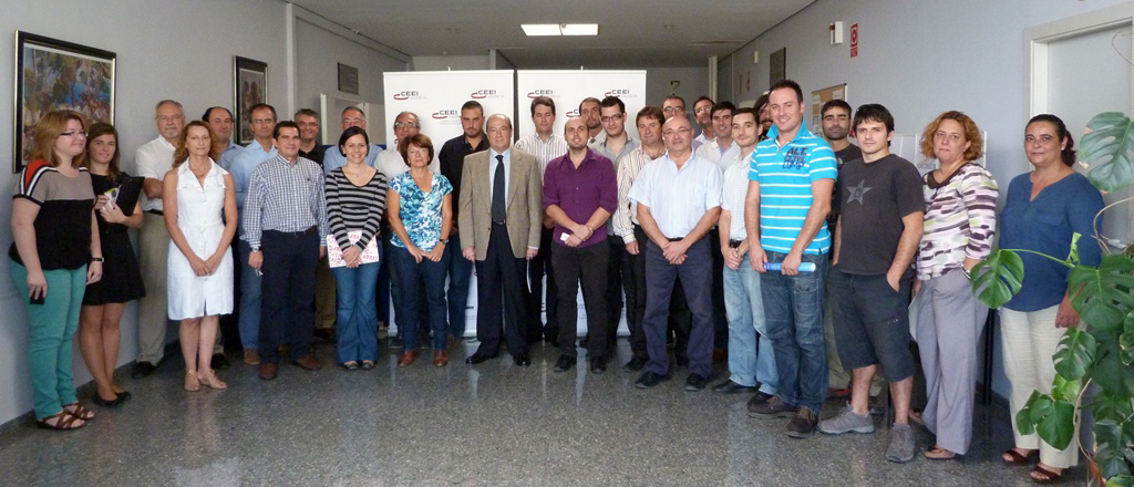 I Desayuno Cuéntalo y Comparte - Foto de grupo