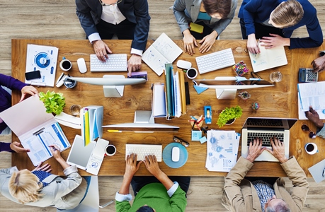Diferencias entre gestionar y dirigir una empresa