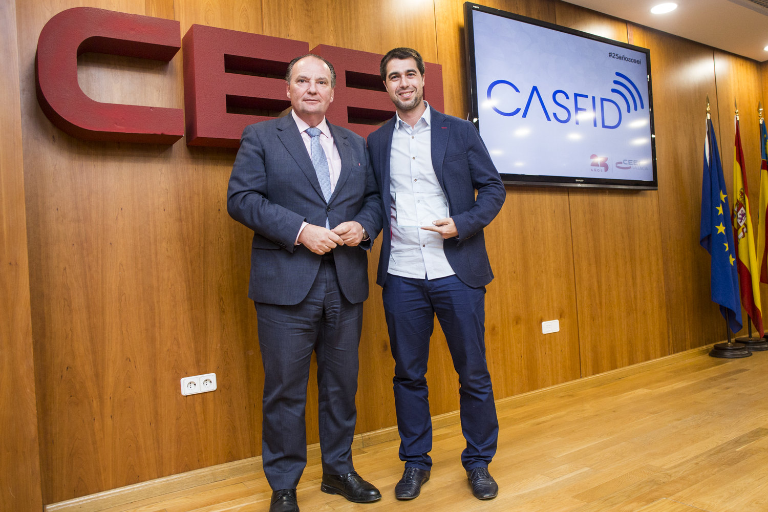 Joaqu�n Costa, CEO de CASFID recoge el reconocimiento #25a�osceei[;;;][;;;]