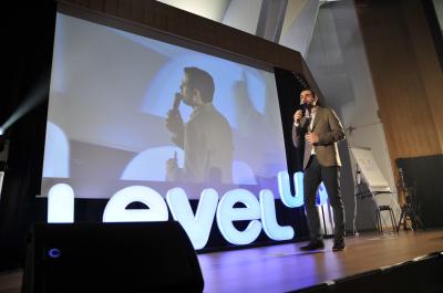 � BYE-BYE Competencia !