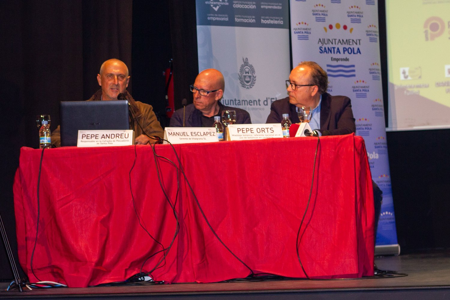 Mesa redonda: c�mo generar valor con la innovaci�n en productos gastron�micos. Focus Pyme Baix Vinalop� 19[;;;][;;;]