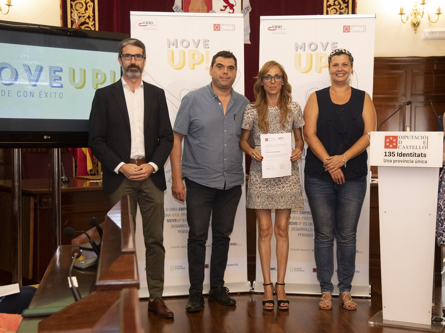 Acto entrega de premios y diplomas MOVE UP! emprende con �xito 2019 (13)[;;;][;;;]