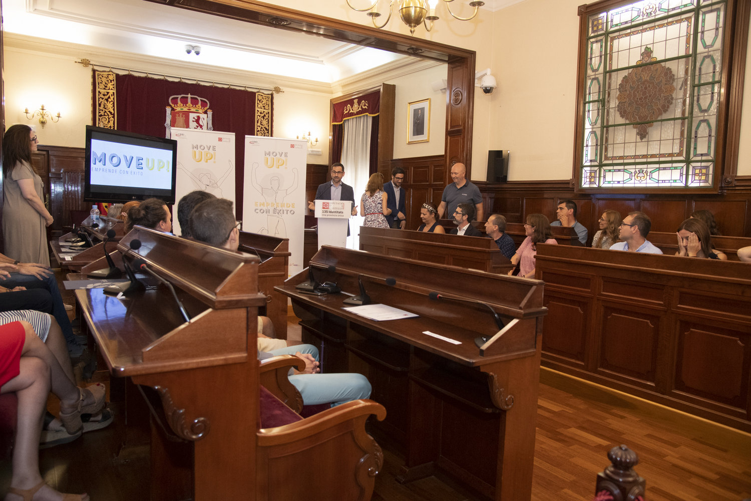 Acto entrega de premios y diplomas MOVE UP! emprende con �xito 2019 (18)[;;;][;;;]