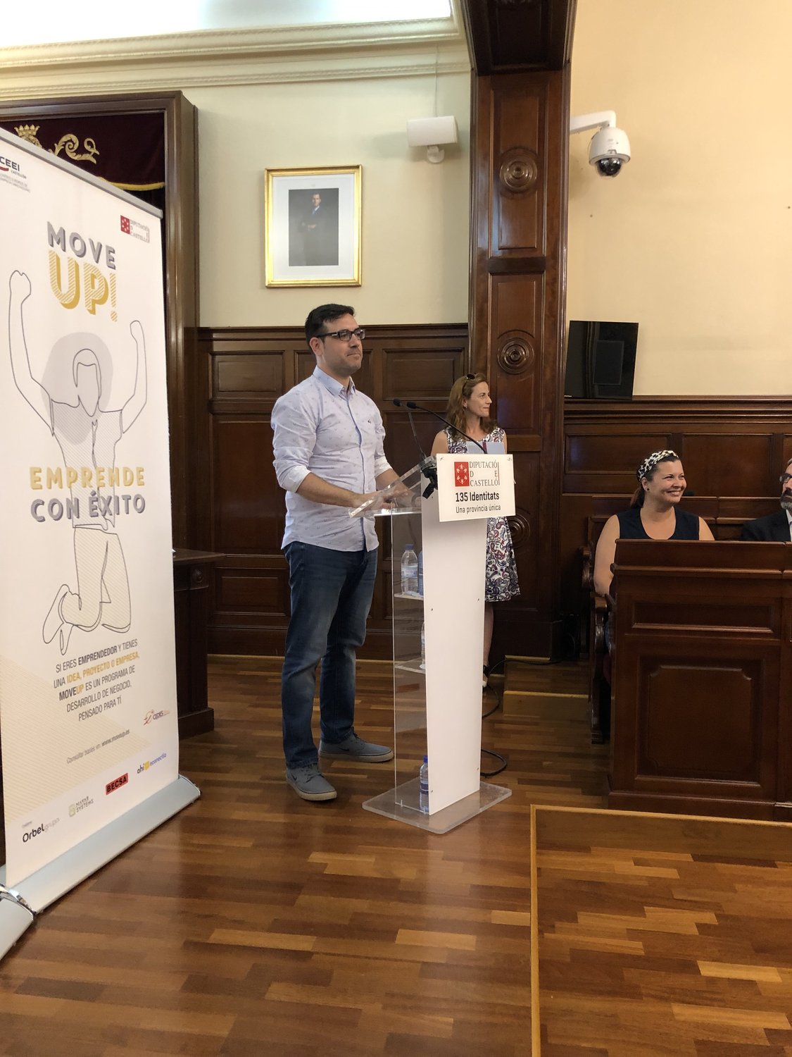 Acto entrega de premios y diplomas MOVE UP! emprende con �xito 2019 (24)[;;;][;;;]
