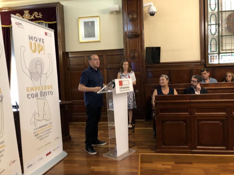 Acto entrega de premios y diplomas MOVE UP! emprende con �xito 2019 (31)[;;;][;;;]