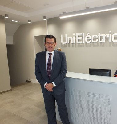 UnieEl�ctrica relanza su red para aut�nomos y pymes
