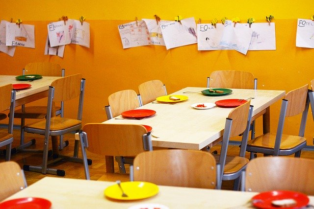 Ideas para ganar dinero cocinando para los niños del colegio